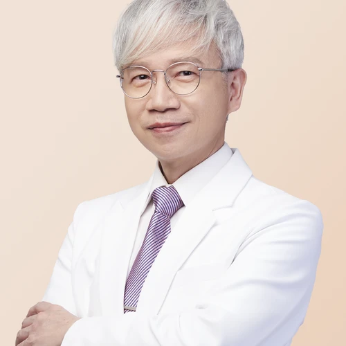 陈明哲