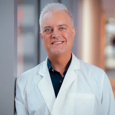 Dr. Derek Haas