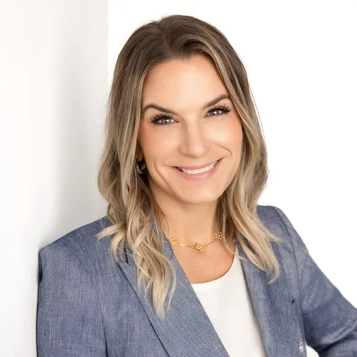 Dr. Jennifer Dundee