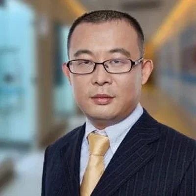 房磊臣