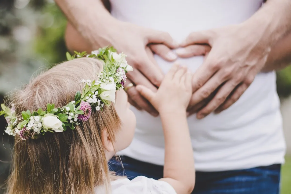 IUI 与 IVF 成功率对比：数据背后的真实含义