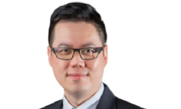 Dr. Leong Wai Yew 梁伟耀