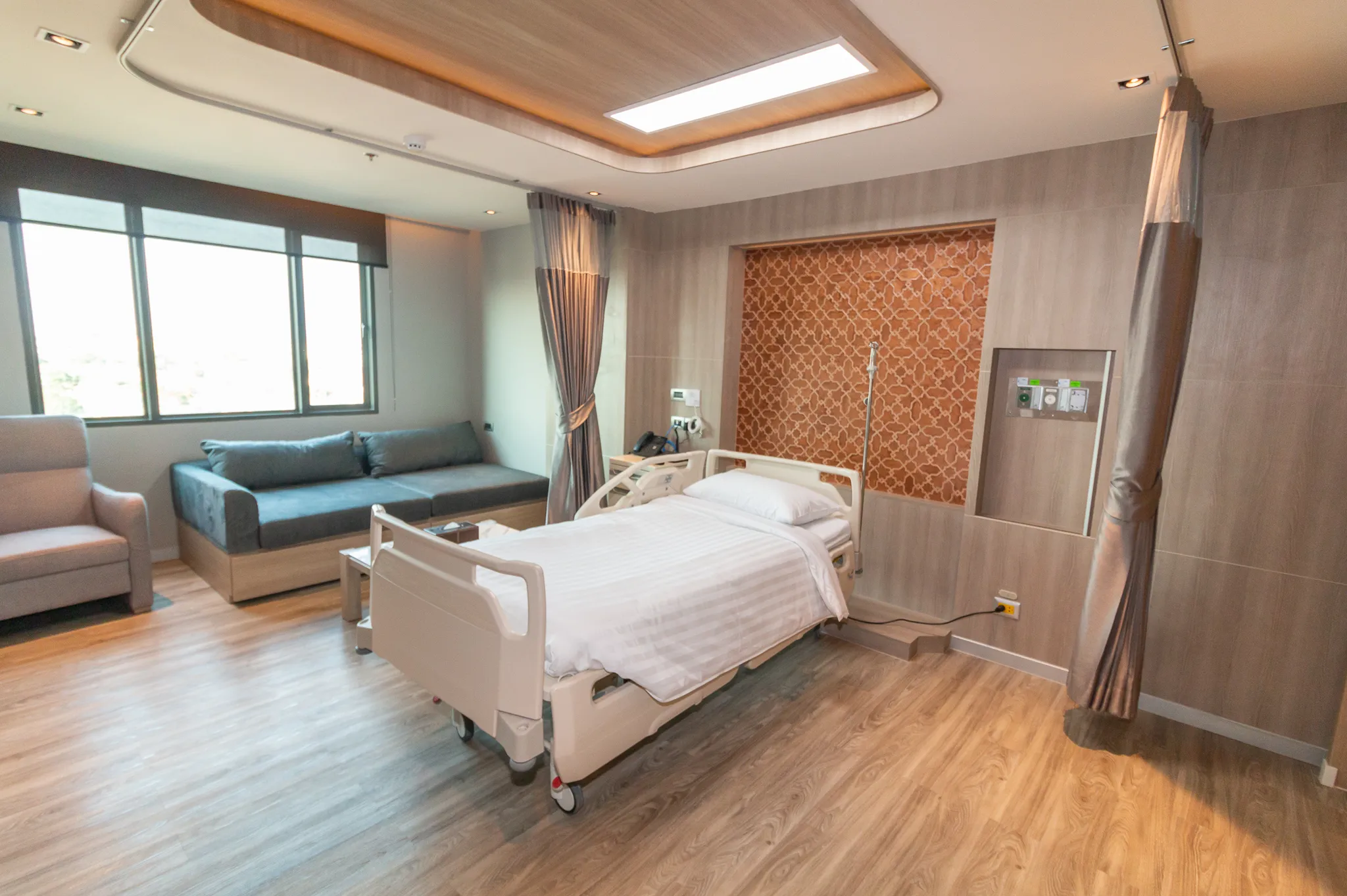 Vejthani International Hospital（威它尼国际医院 / V Fertility Center） 2