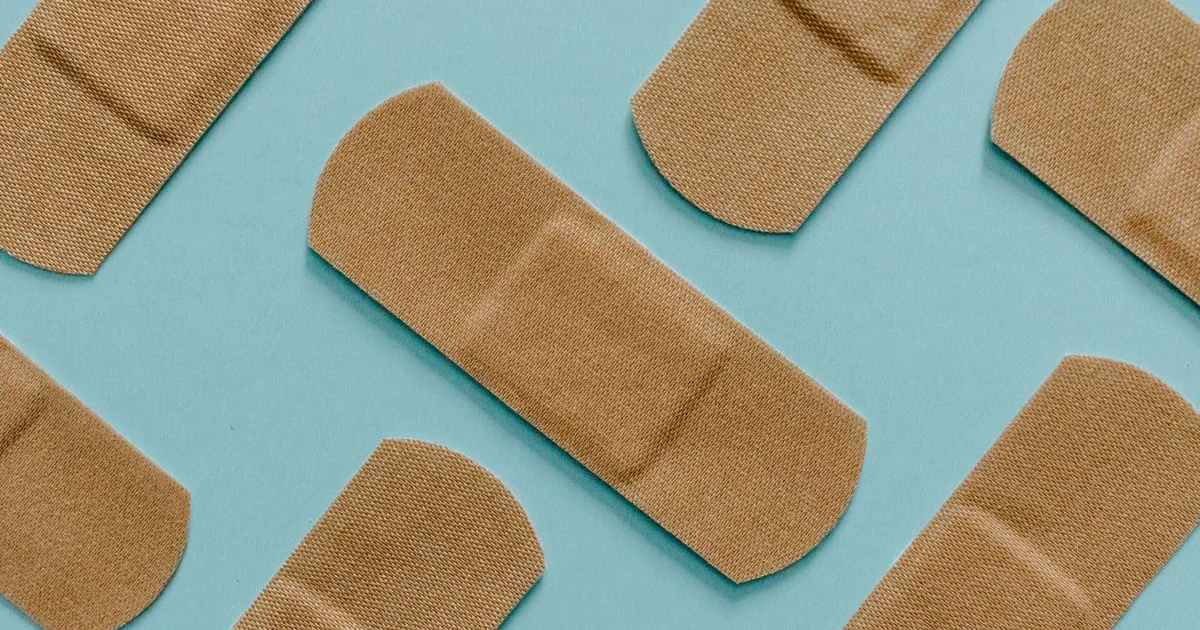 Where to Put Estrogen Patches for IVF: Placement Sites, Rotation, and FET Prep (2026)